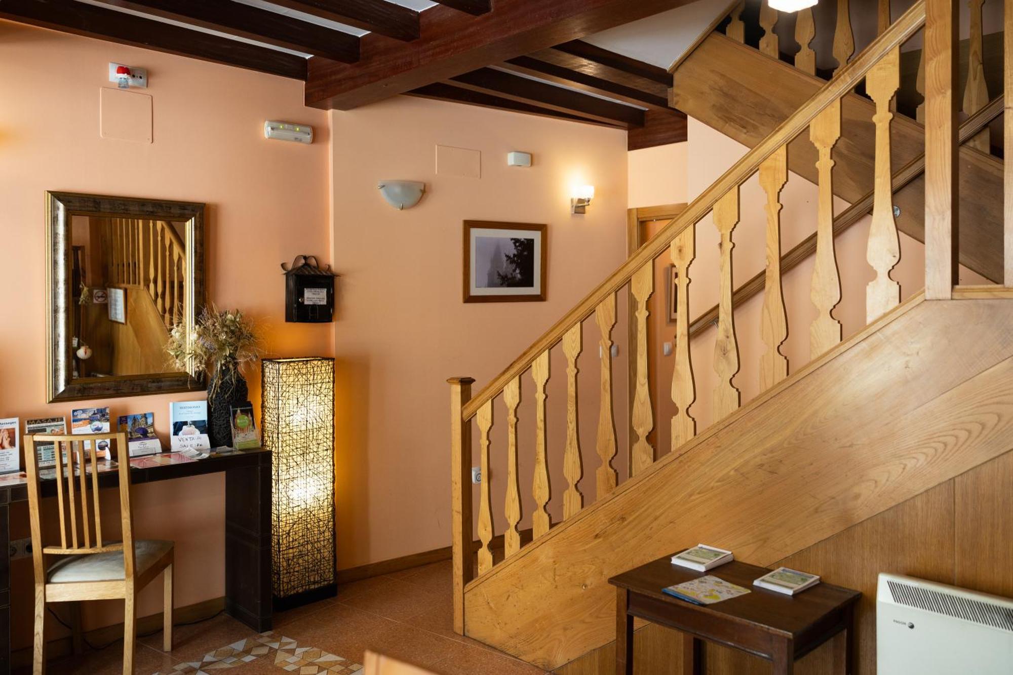 Pr Badalada Hotel Сантяго де Компостела Екстериор снимка