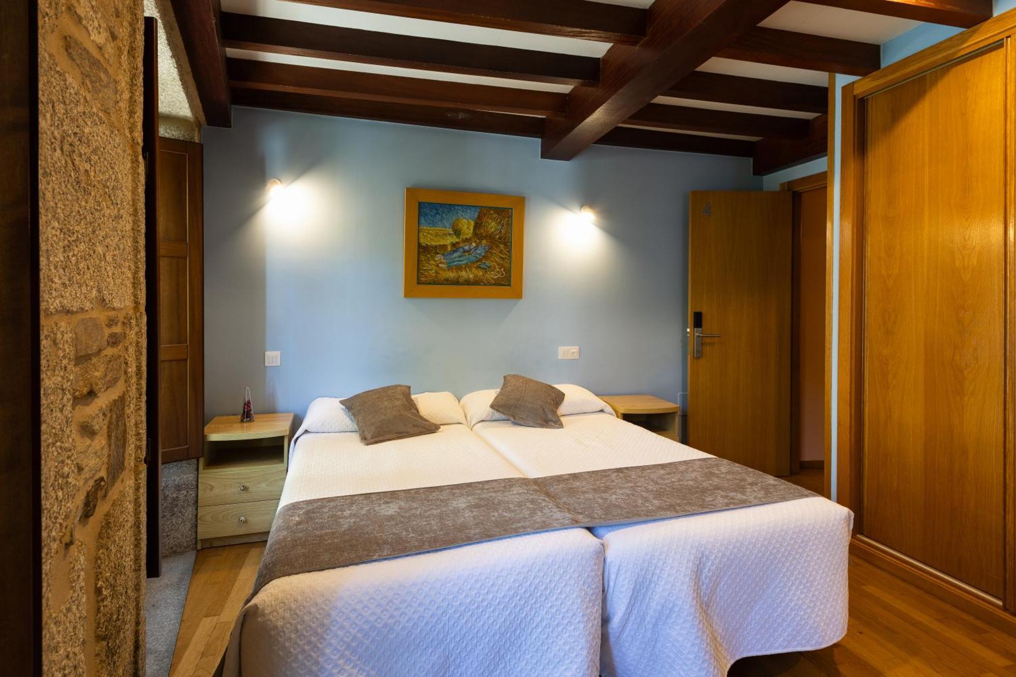Pr Badalada Hotel Сантяго де Компостела Екстериор снимка