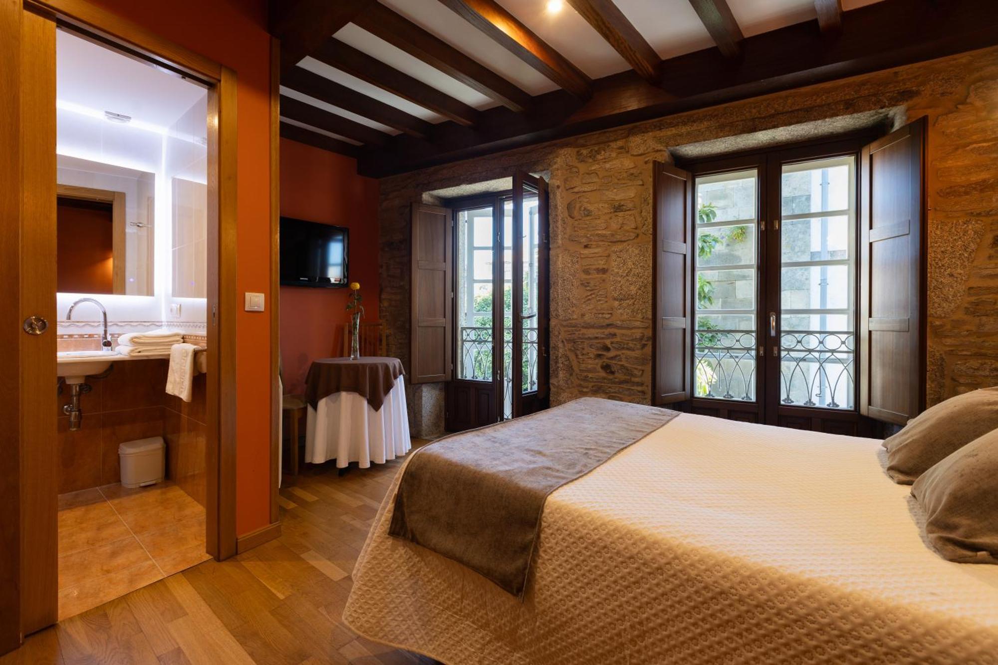 Pr Badalada Hotel Сантяго де Компостела Екстериор снимка